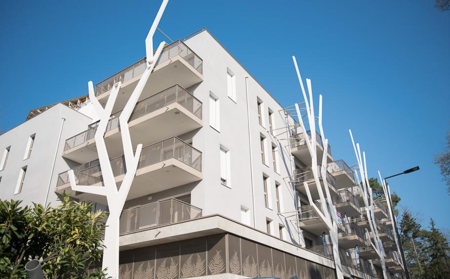 Eiffage Énergie Systèmes réalise l’habillage métallique de la façade d’une résidence neuve près de Tours pour Icade