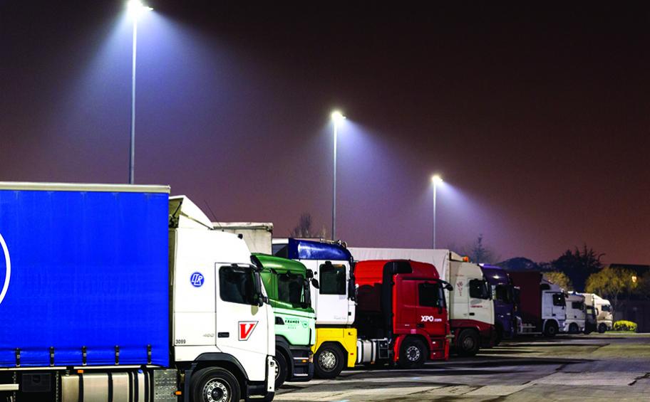 Eiffage Énergie en charge de l’éclairage du parc de stationnement pour poids lourds de la ZAC l’Anjoly à Vitrolles