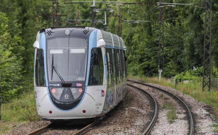 Inauguration du T12 en Essonne : Dorsalys intègre les systèmes d’information du tram-train pour Île-de-France mobilités
